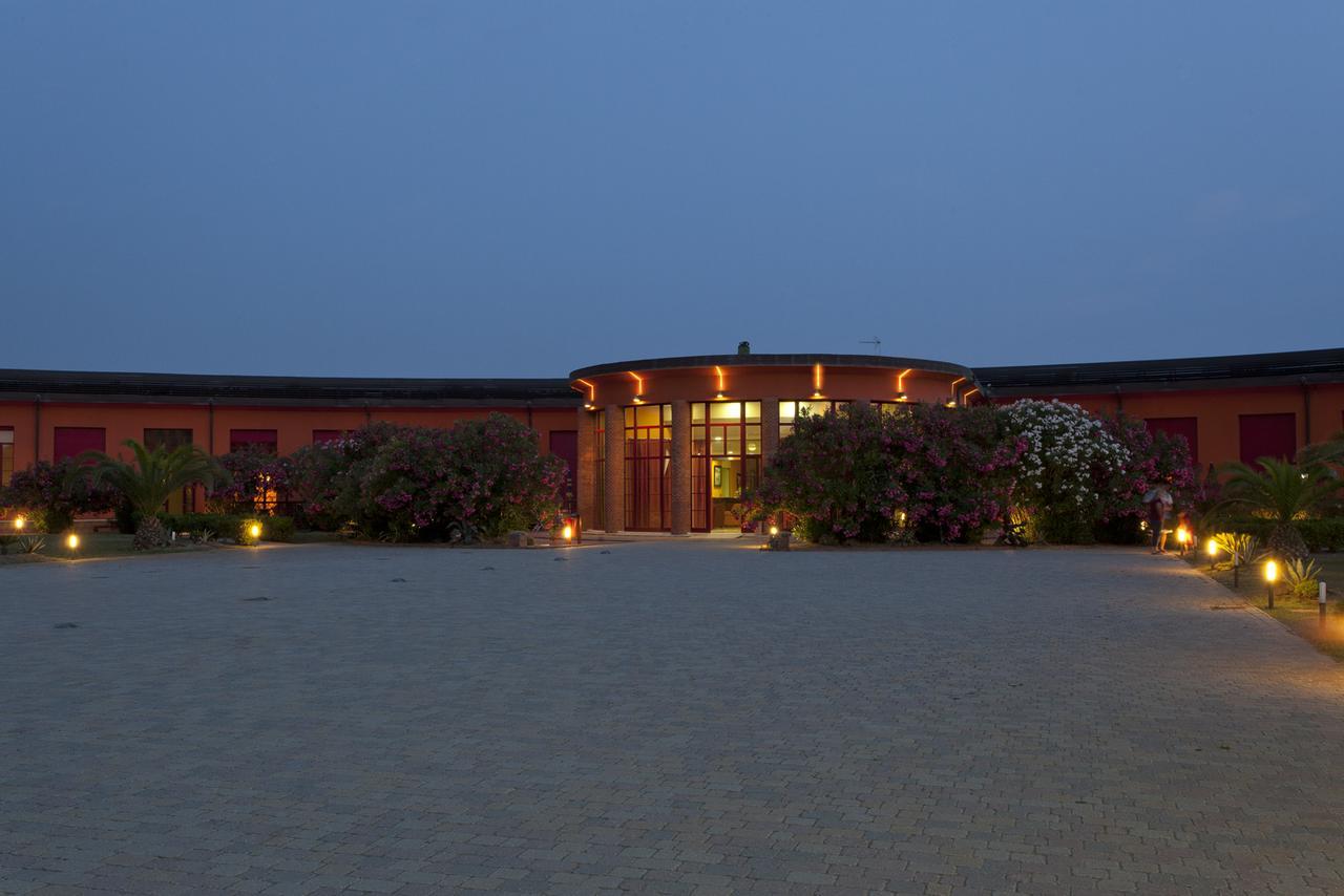 קלאמברונה Toscana Sport Resort מראה חיצוני תמונה