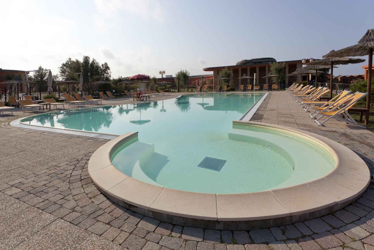 קלאמברונה Toscana Sport Resort מראה חיצוני תמונה